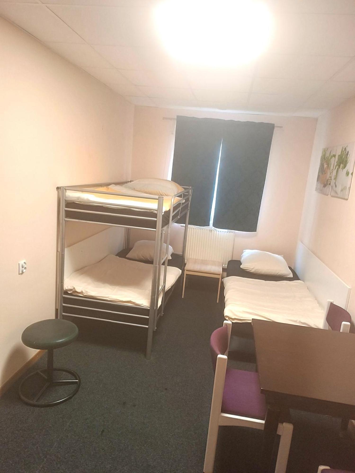 Hostel Krosnienska 12 Zielona Góra Kültér fotó