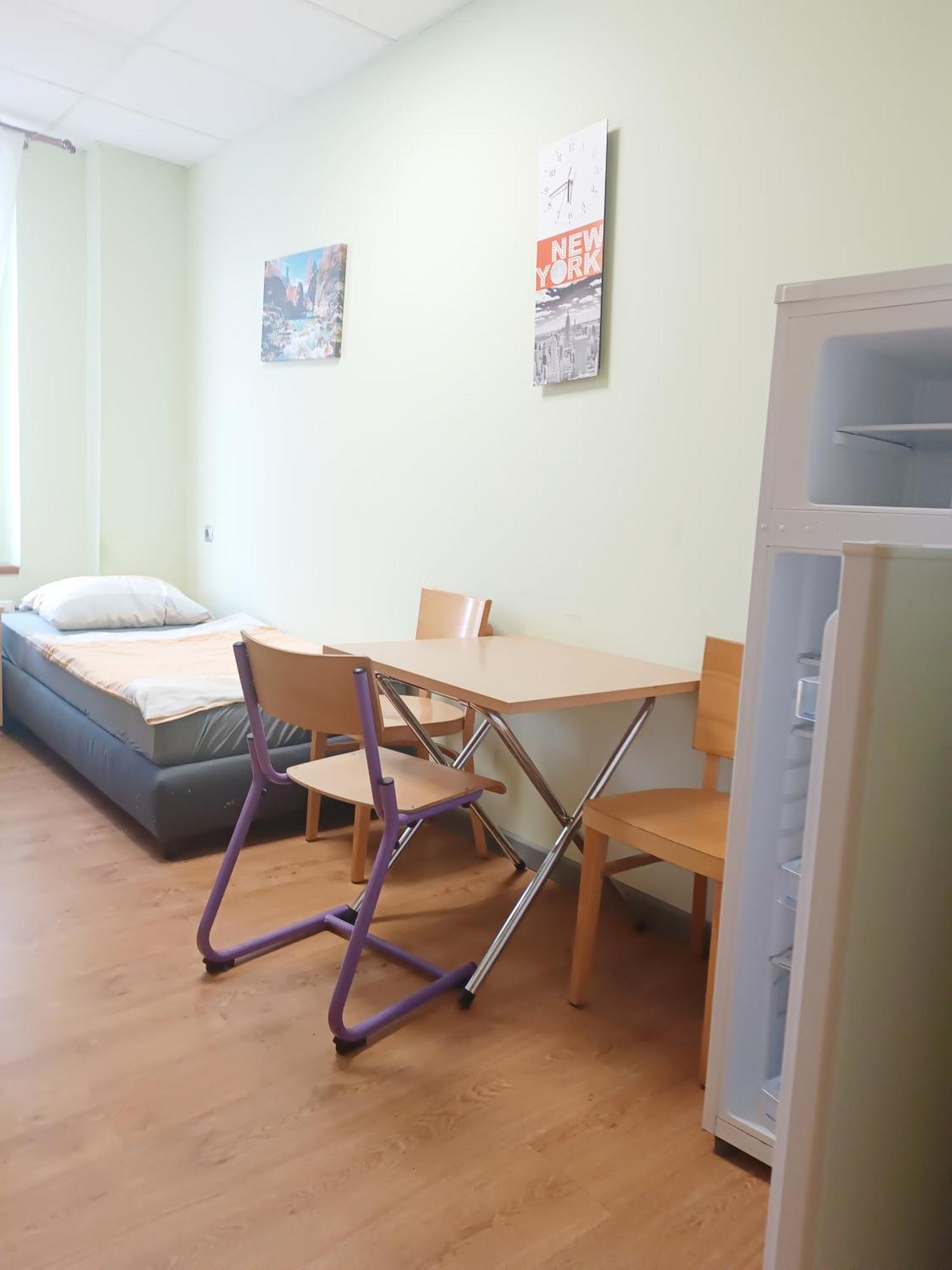 Hostel Krosnienska 12 Zielona Góra Kültér fotó