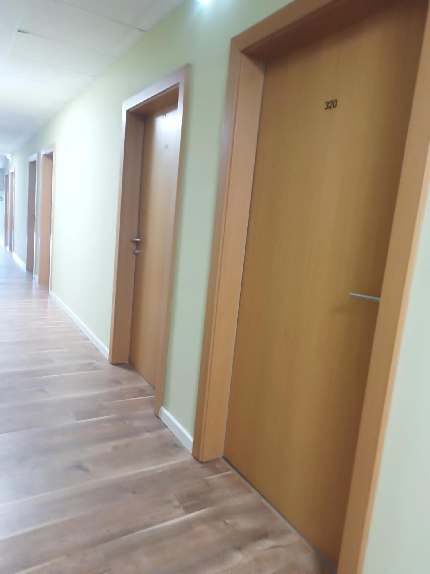Hostel Krosnienska 12 Zielona Góra Kültér fotó