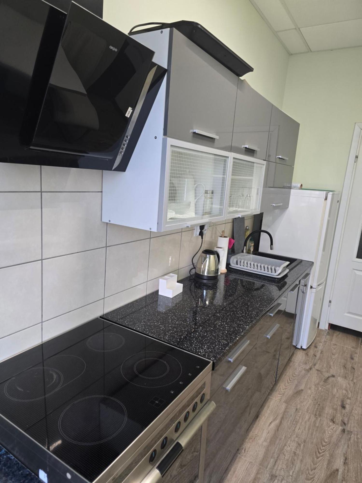 Hostel Krosnienska 12 Zielona Góra Kültér fotó