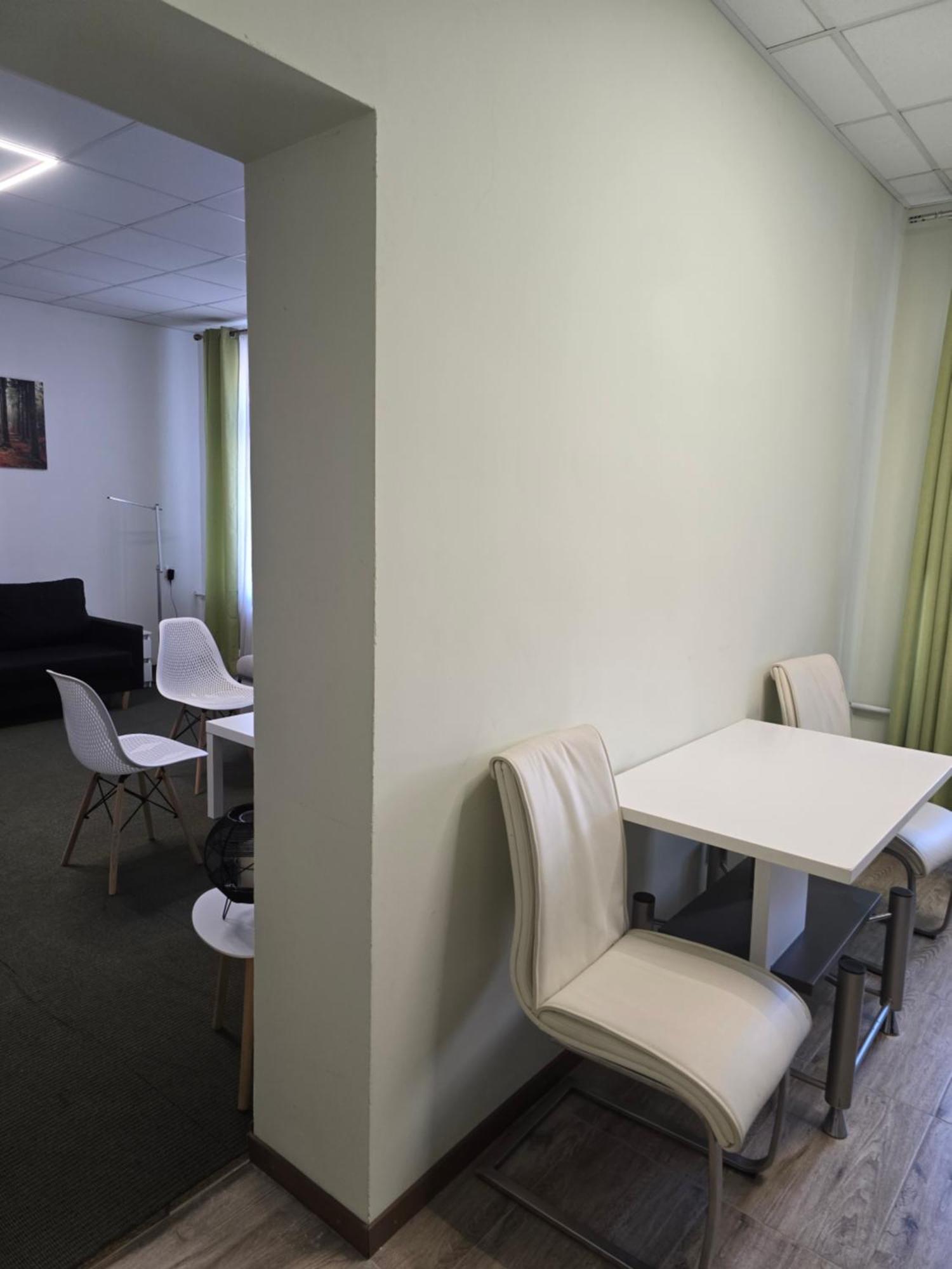 Hostel Krosnienska 12 Zielona Góra Kültér fotó